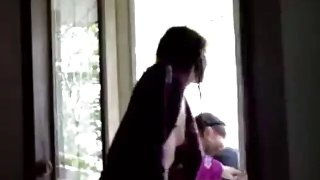 Anal Prinzessin klafft und schluckt Monster BBC! reife sex frauen