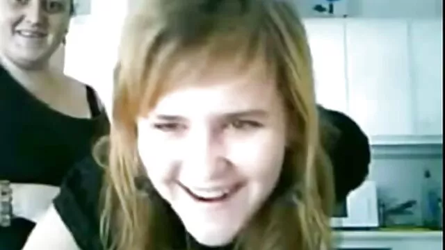 Nachdem ihr Körper Anzug von ihr abgeschnitten. free reife frauen porno