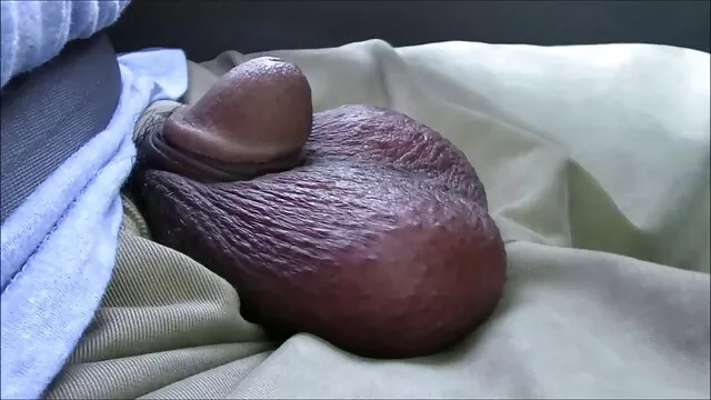 Schiebt seine BBC den Ganzen Weg In pornofilme mit reifen damen vollbusige Tatted Chick ' s Box