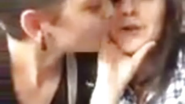 heißer Dreier sex ältere damen