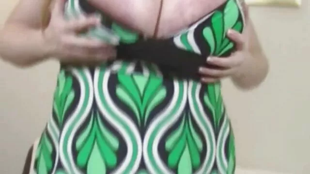 Jacob und reife lady sex Preston schlagen auf dem Bett