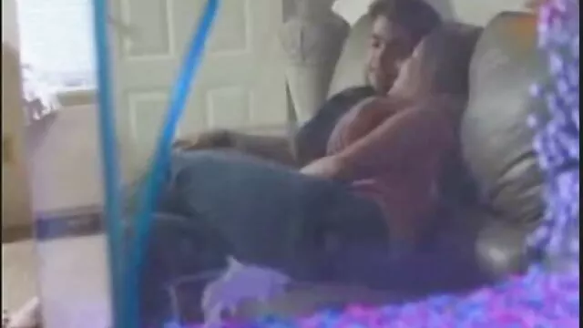 Babe gibt laut reife frauen junge männer sex handjob
